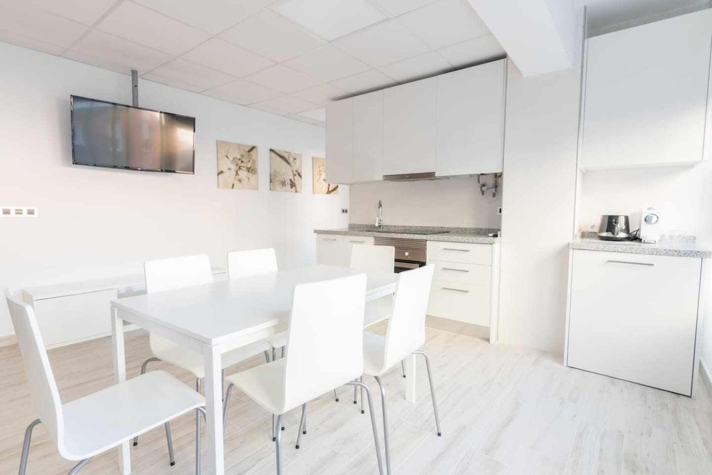 Apartamentos Arena Y Cairo Мурсія Номер фото